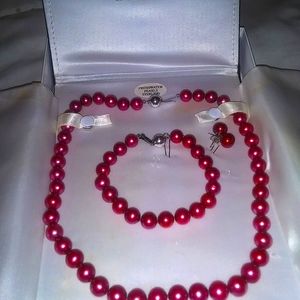 Beautiful vintage deep pink .925 genuine Imperial Pearls.